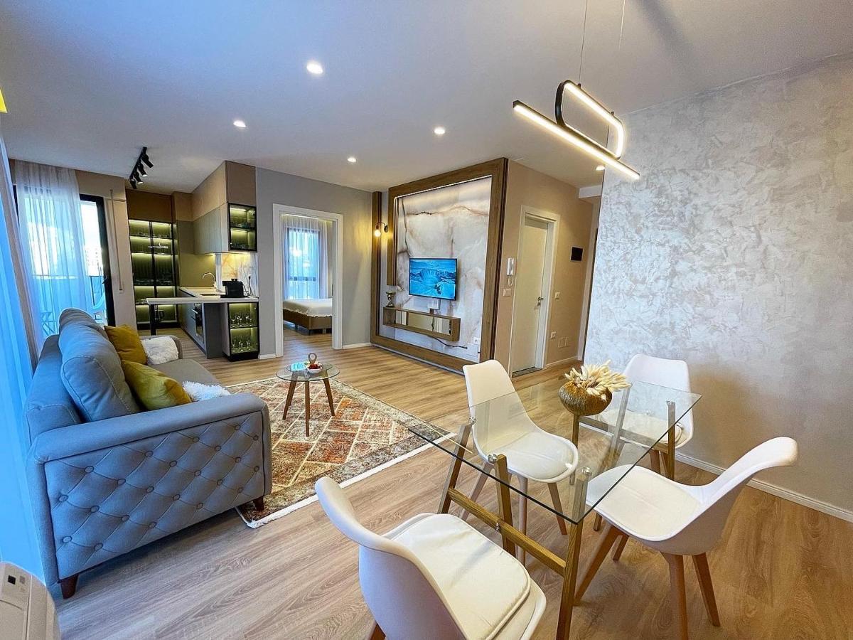 Green Terrace Apartment 5 Tirana Buitenkant foto