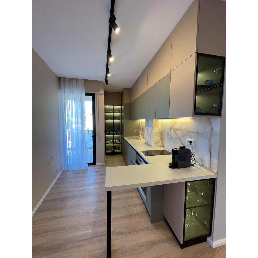 Green Terrace Apartment 5 Tirana Buitenkant foto